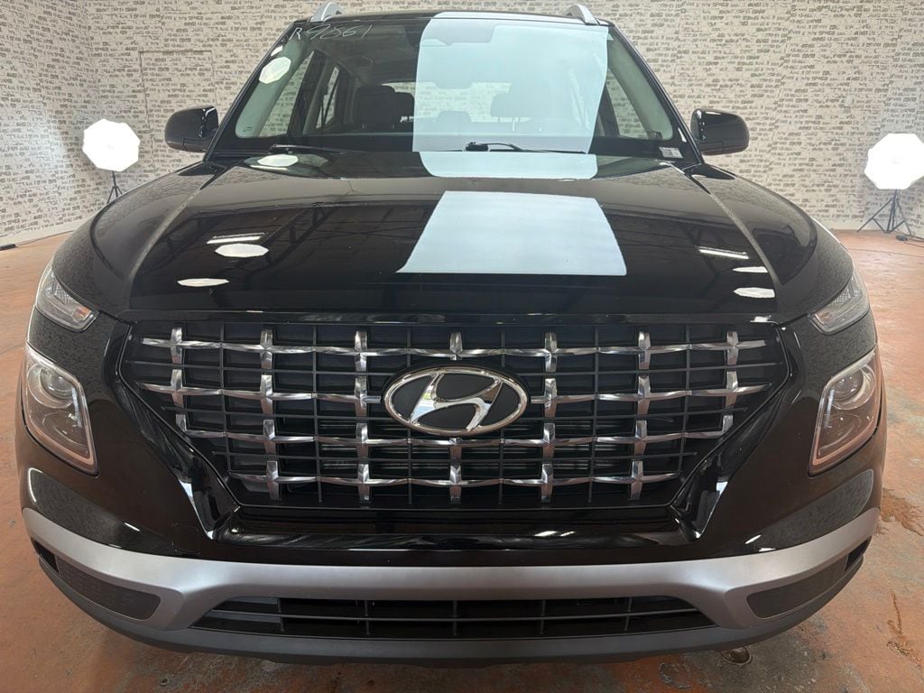 Used 2026 Hyundai Venue SEL SUV