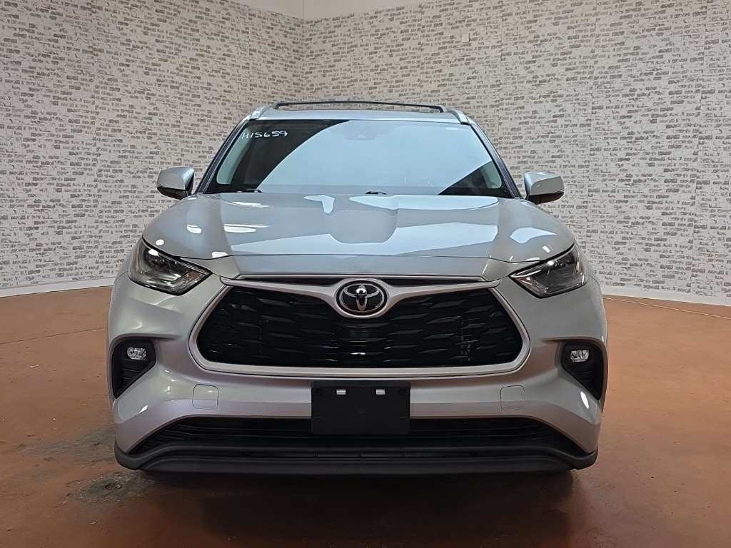 Used 2022 Toyota Highlander XLE SUV