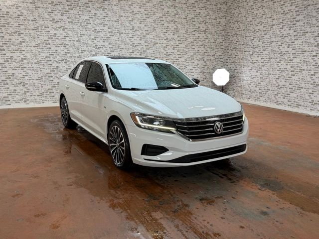 2022 Volkswagen Passat 2.0T Limited Edition Auto's photo