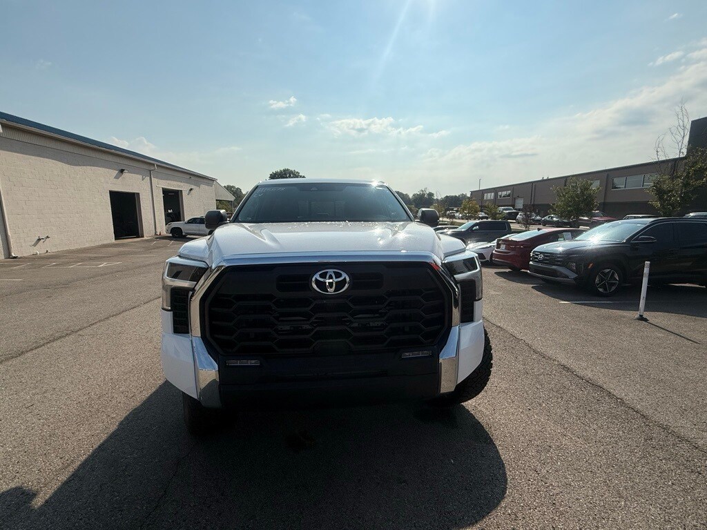 2024 Toyota Tundra SR5 Double Cab photo 2