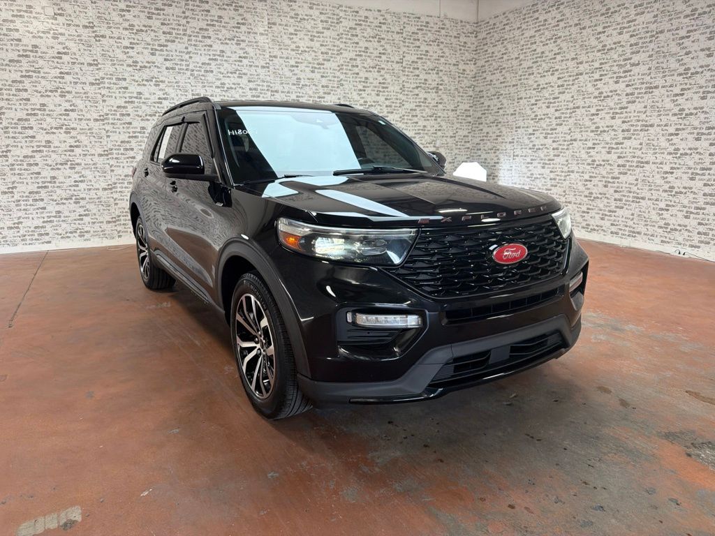 2022 Ford Explorer SUV 