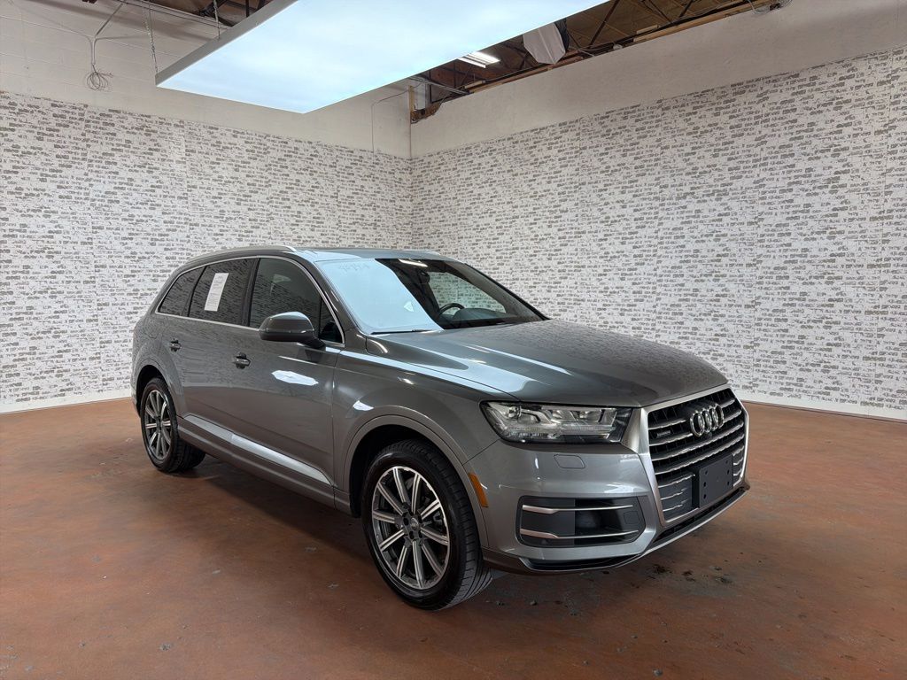 2017 Audi Q7 3.0T quattro tiptronic Premium Plus's photo