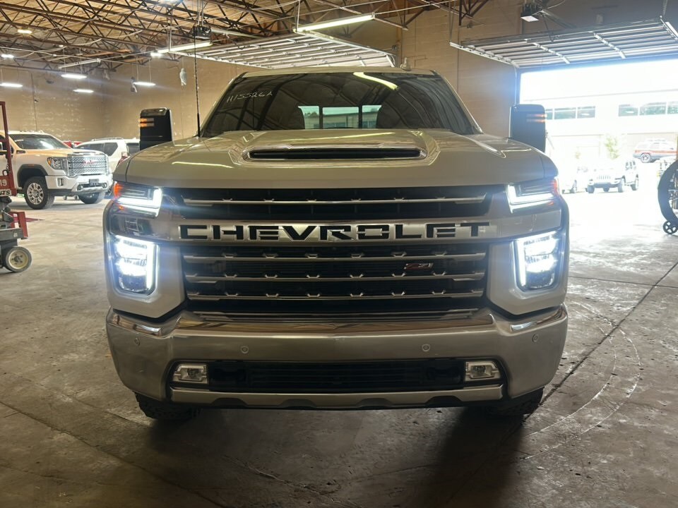 2023 Chevrolet Silverado 2500HD LTZ photo 2