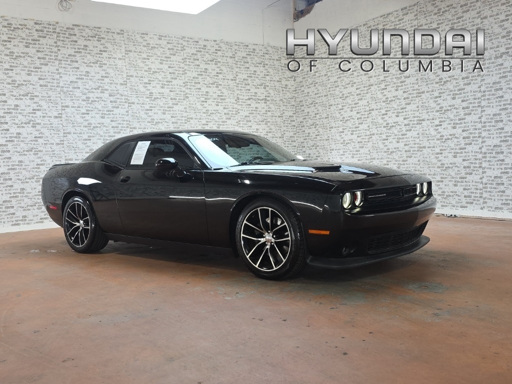 2016 Dodge Challenger Scat Pack's photo