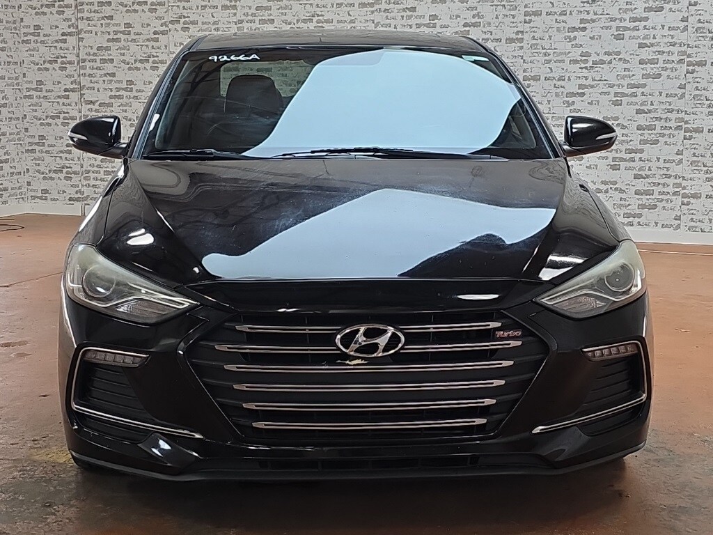 2018 Hyundai Elantra Sport photo 2
