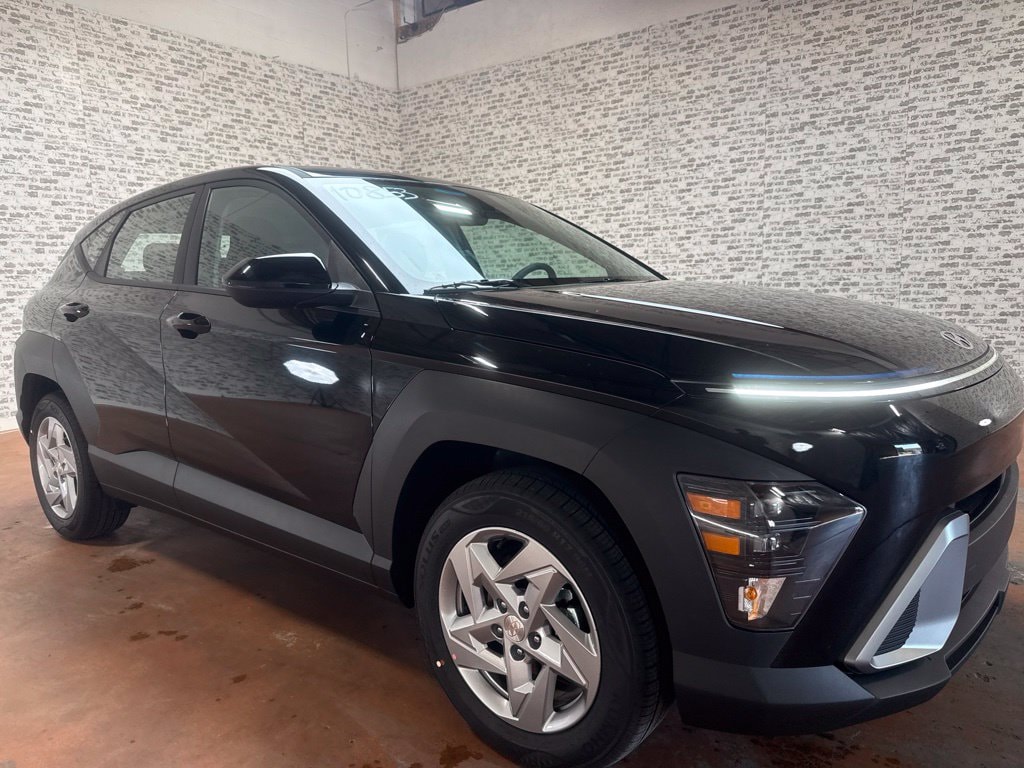 New 2027 Hyundai Kona SE FWD SUV