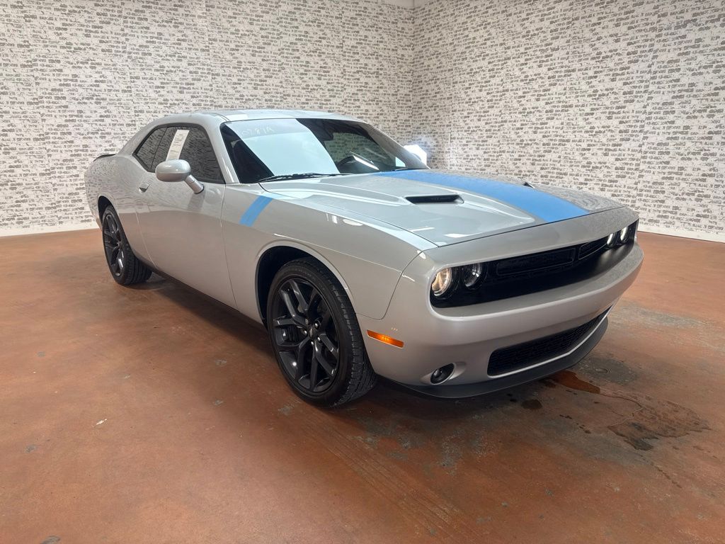 2023 Dodge Challenger SXT Auto's photo