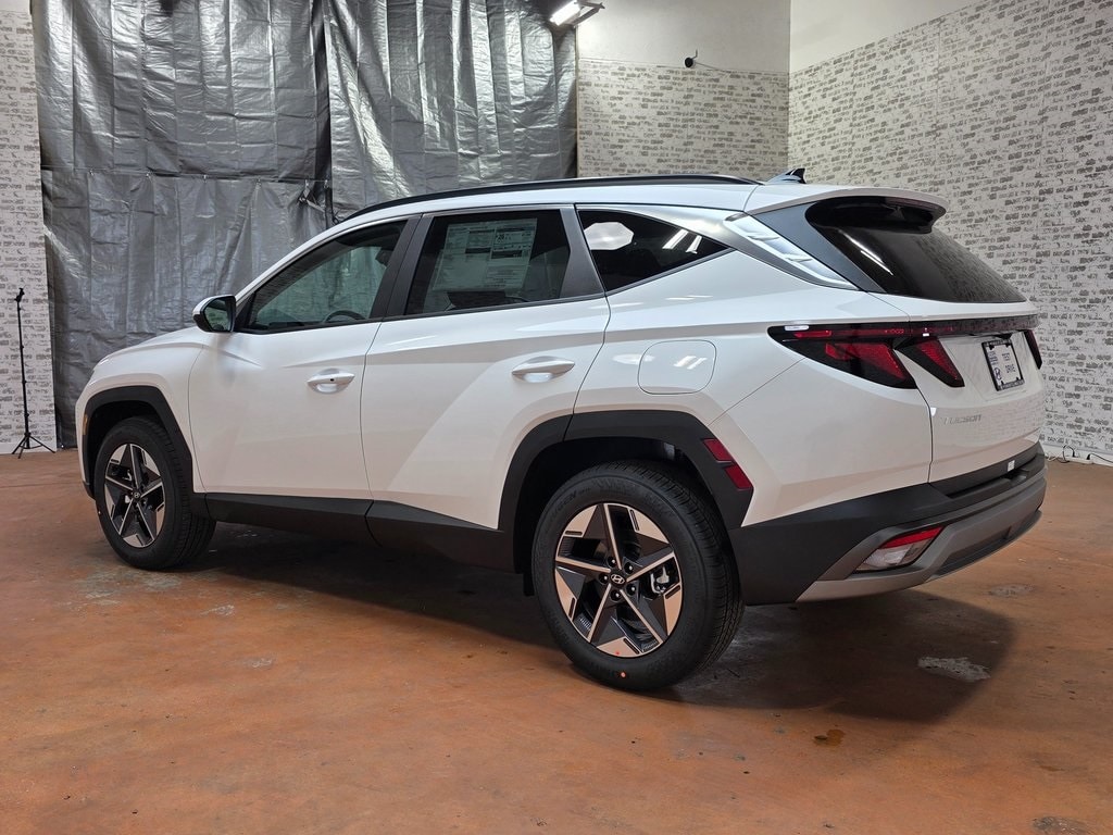 2026 Hyundai Tucson Hybrid SEL Convenience photo 4