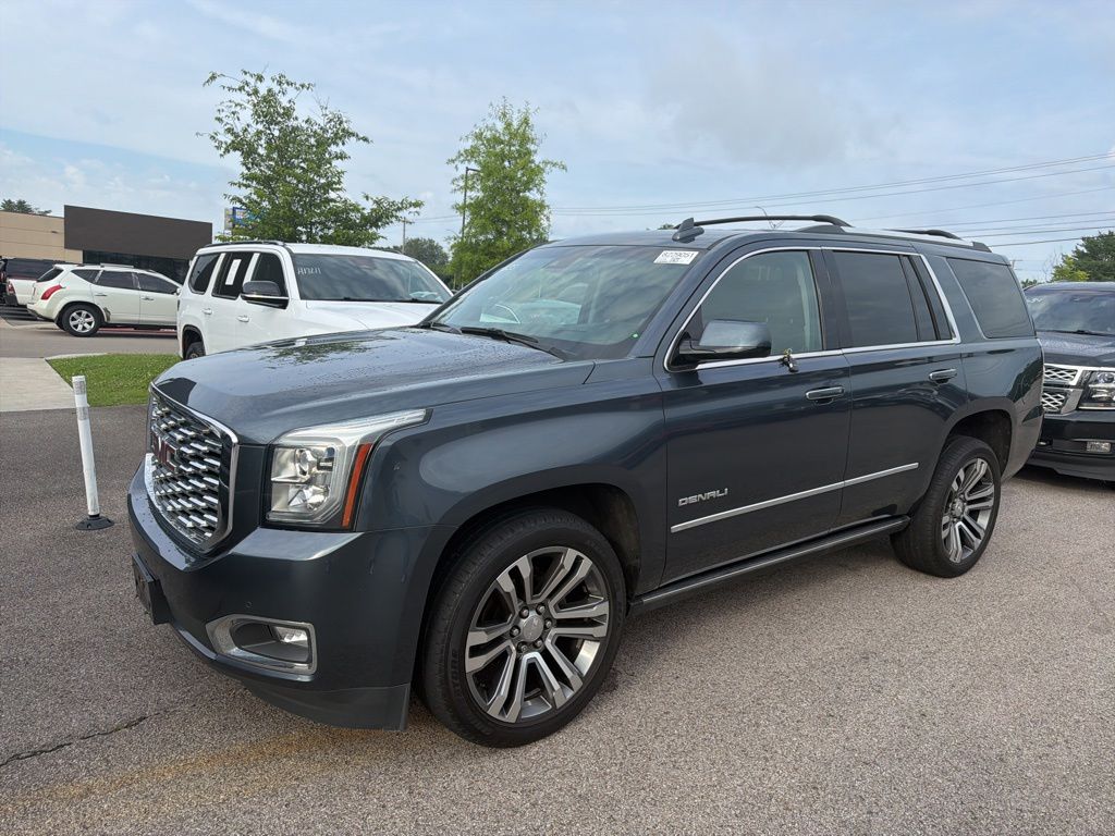 2019 GMC Yukon 4WD Denali's photo