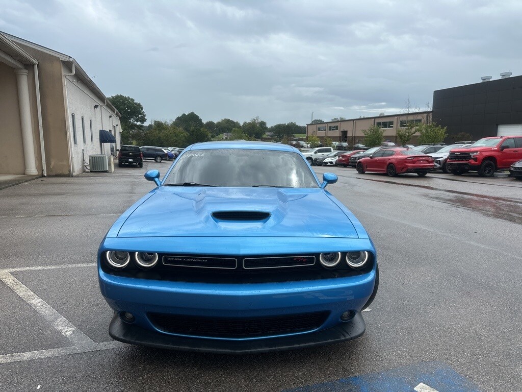 2023 Dodge Challenger R/T photo 2