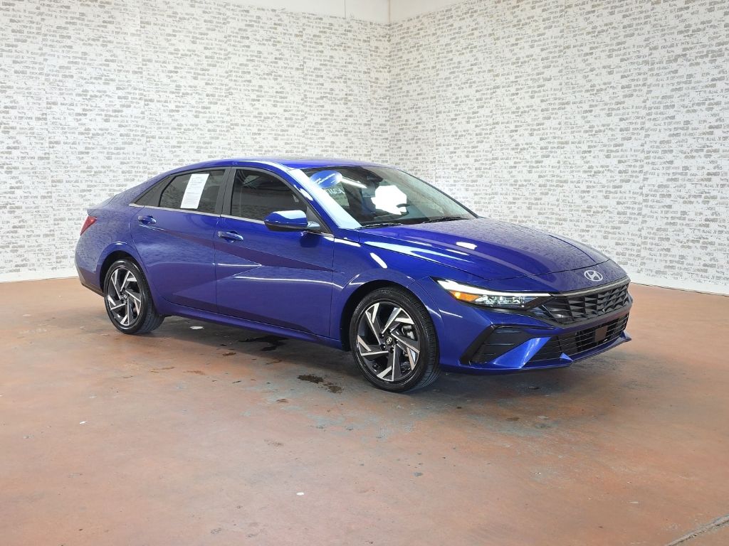 2025 Hyundai Elantra 2.0 SEL Convenience IVT's photo