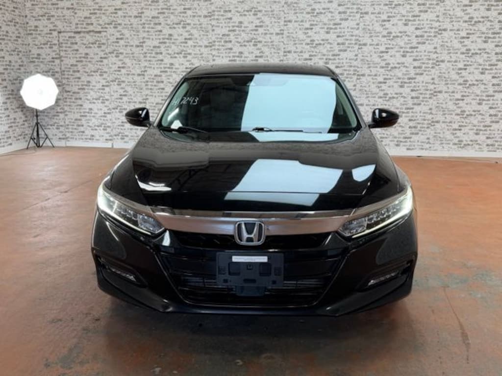 Used 2018 Honda Accord EX-L Sedan