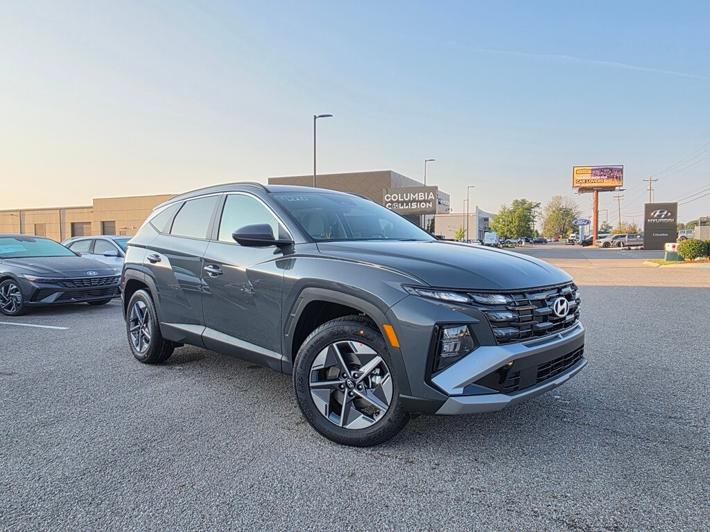 2026 Hyundai Tucson SEL photo 2