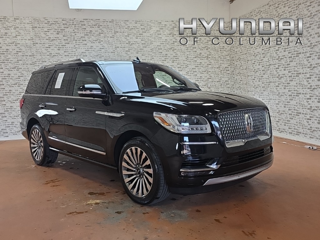 2019 Lincoln Navigator Reserve's photo
