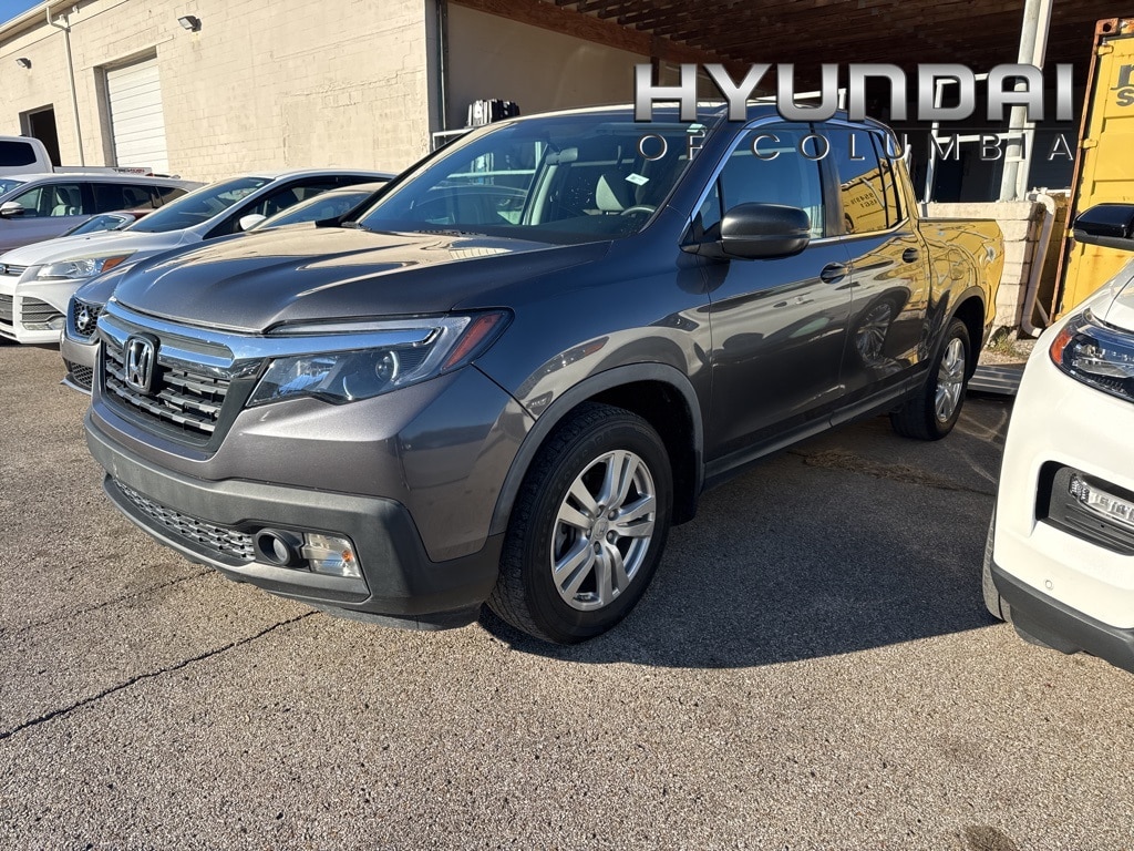 2019 Honda Ridgeline RT's photo