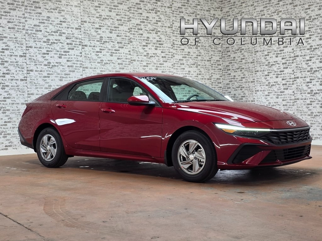 2026 Hyundai Elantra SE's photo