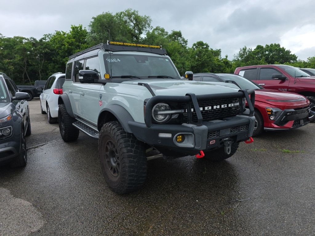 2021 Ford Bronco First Edition Advanced 4x4's photo