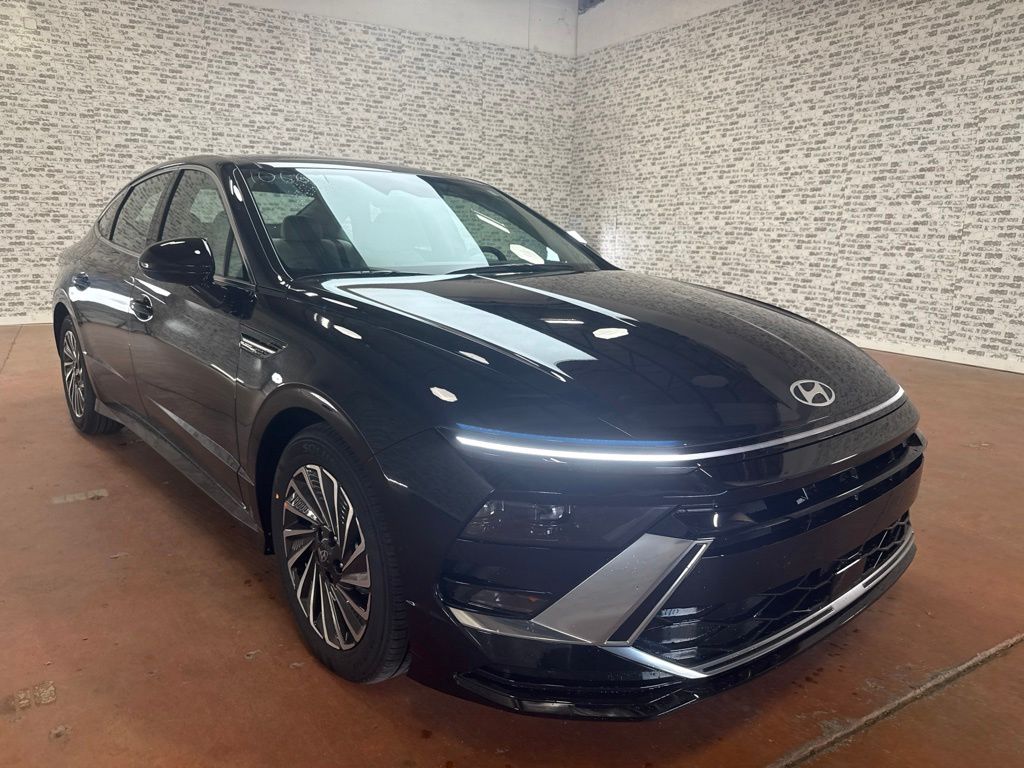 New 2026 Hyundai Sonata Hybrid SEL