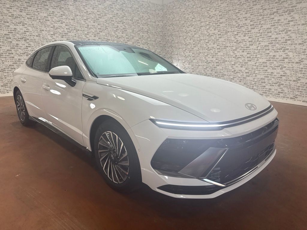 New 2026 Hyundai Sonata Hybrid Limited