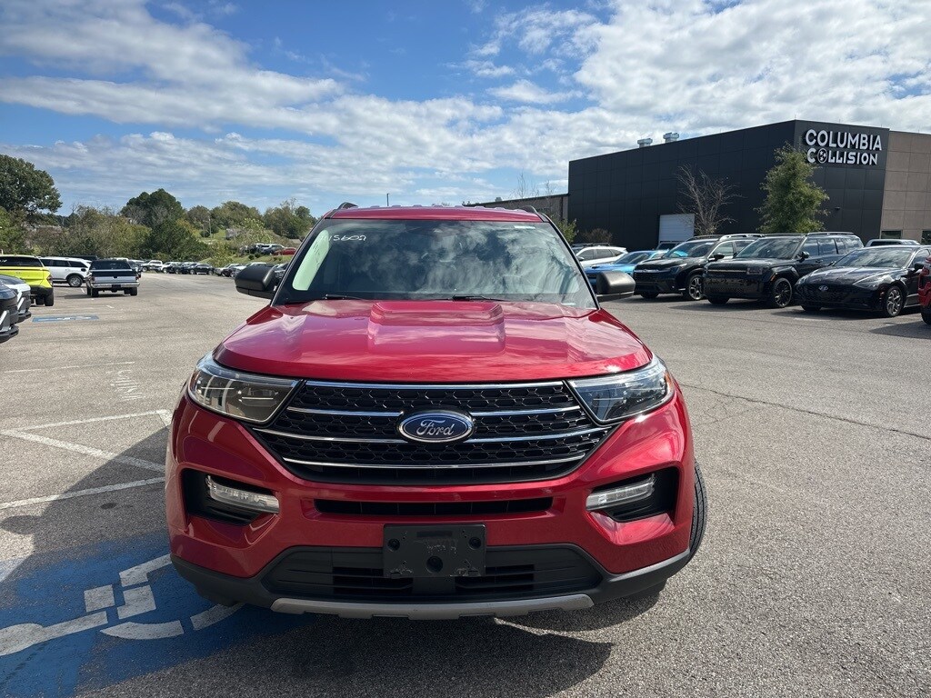 2020 Ford Explorer XLT photo 2