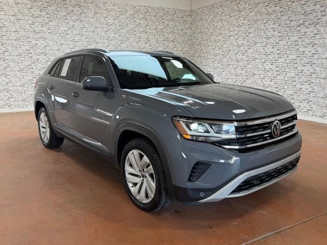 2021 Volkswagen Atlas Cross Sport SE w/Tech