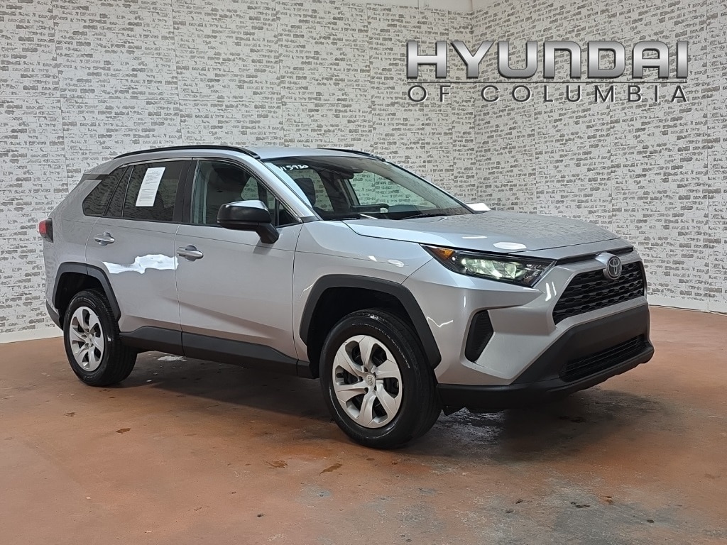 2021 Toyota RAV4 LE