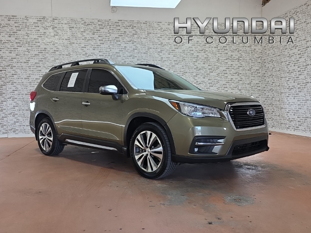 2022 Subaru Ascent Touring's photo