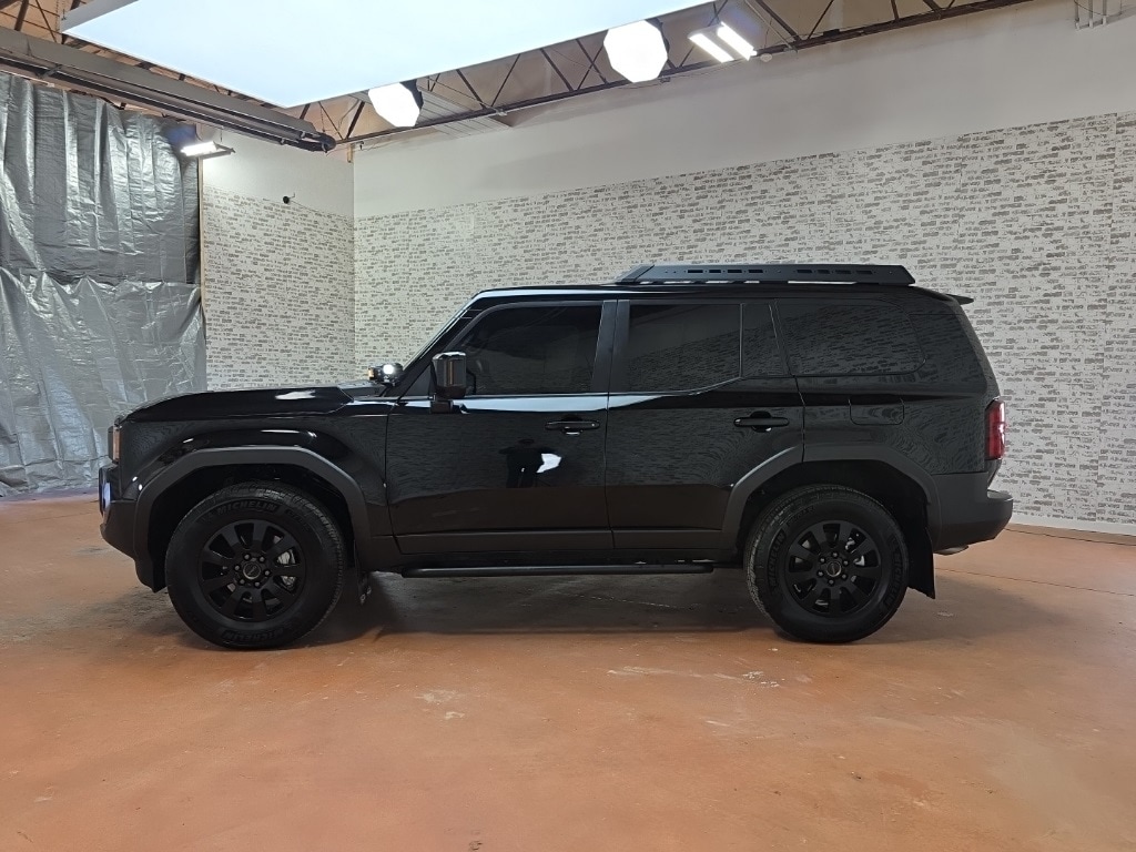 2024 Toyota Land Cruiser First Edition photo 4