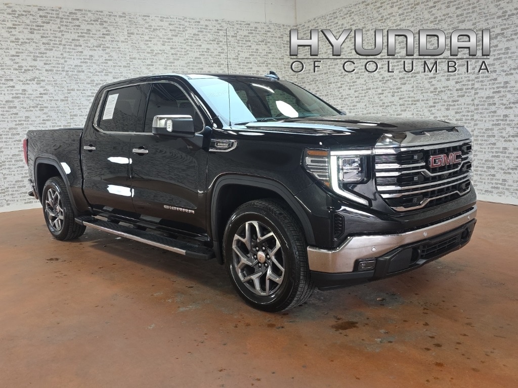 2024 GMC Sierra 1500 SLT's photo