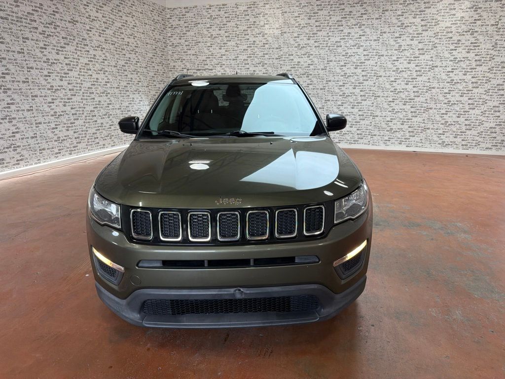 Used 2018 Jeep Compass Sport with VIN 3C4NJCABXJT414394 for sale in Columbia, TN