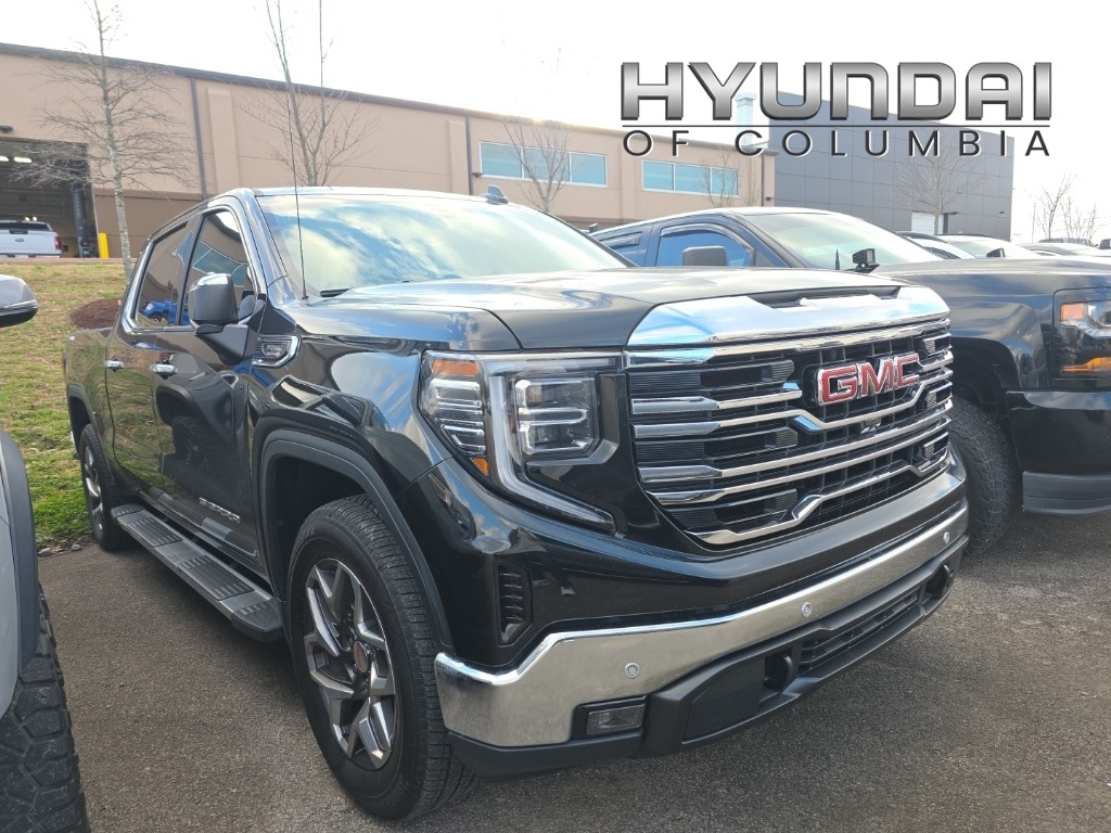 2024 GMC Sierra 1500 SLT's photo