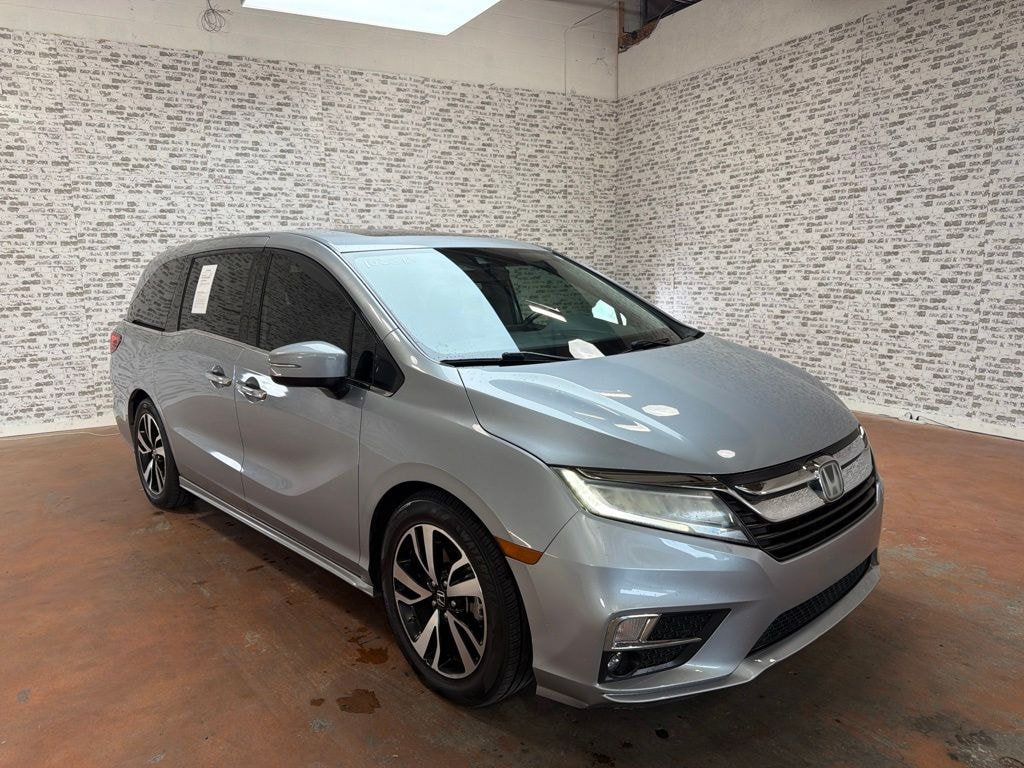 Used 2019 Honda Odyssey Elite Minivan/Van