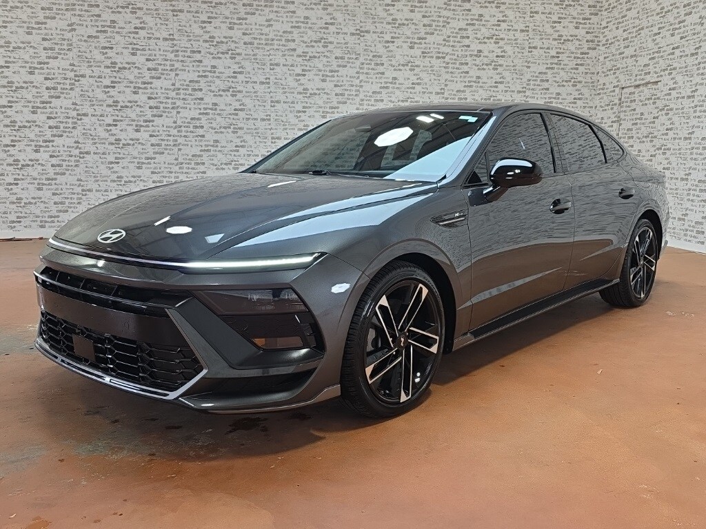 2025 Hyundai Sonata N Line photo 3