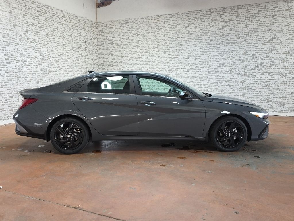 New 2026 Hyundai Elantra SEL Sport Premium Sedan