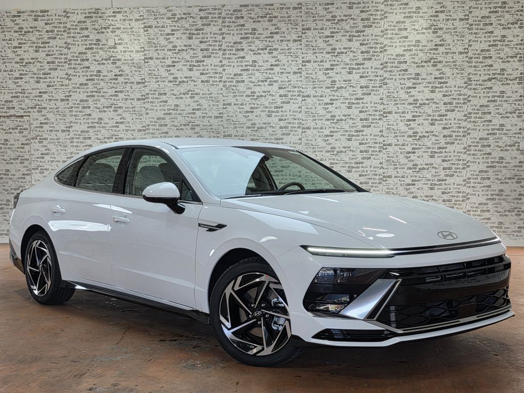 2026 Hyundai Sonata SEL AWD's photo