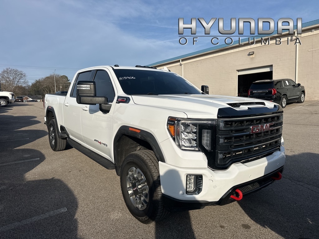 2022 GMC Sierra 2500HD AT4's photo