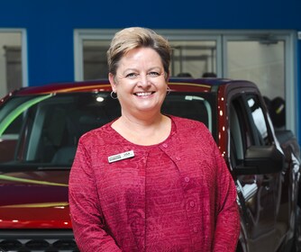 Staff member Lisa Adams from ID_cc3a74b569d3