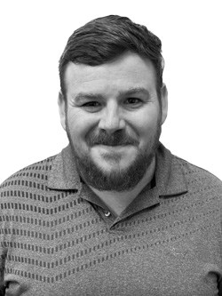Staff member Andrew Storck from ID_fec9061e6d8b