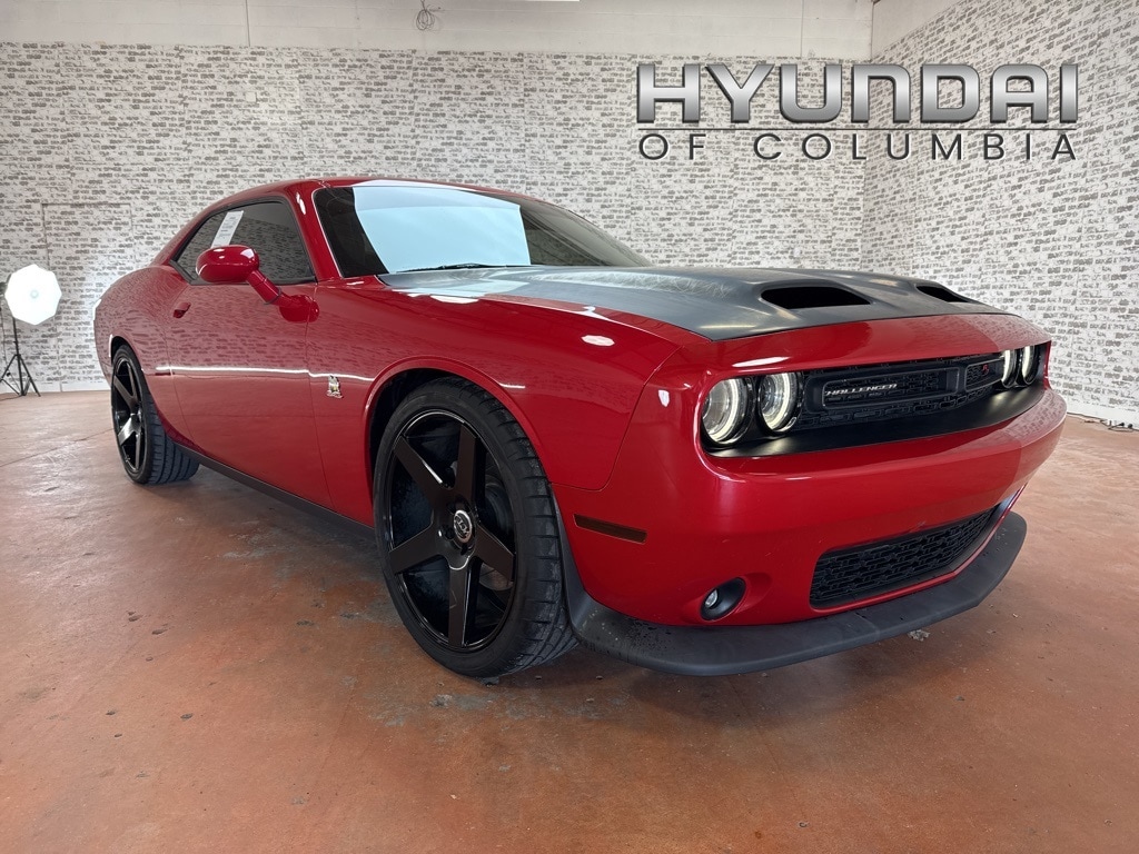 2016 Dodge Challenger Scat Pack's photo