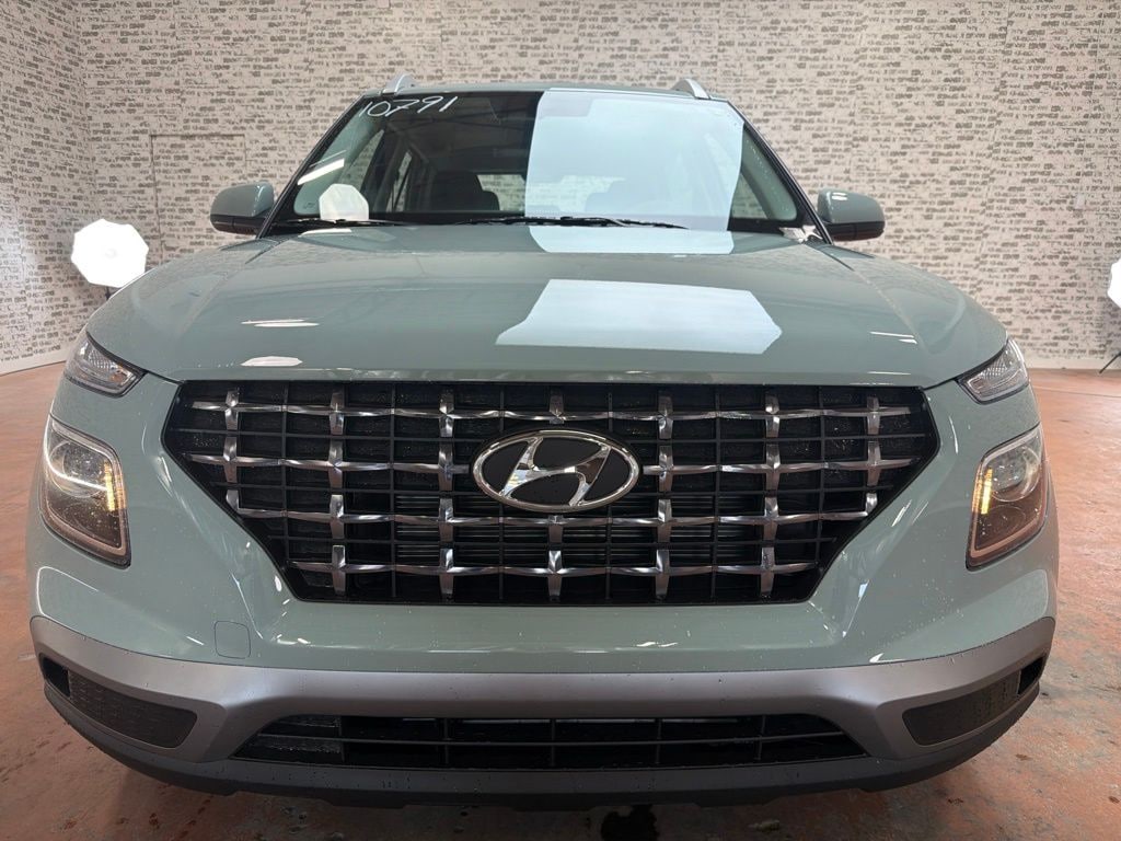 New 2026 Hyundai Venue SEL SUV