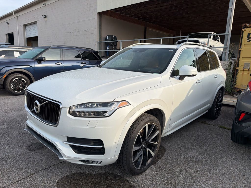 2019 Volvo XC90 T6 Momentum AWD's photo