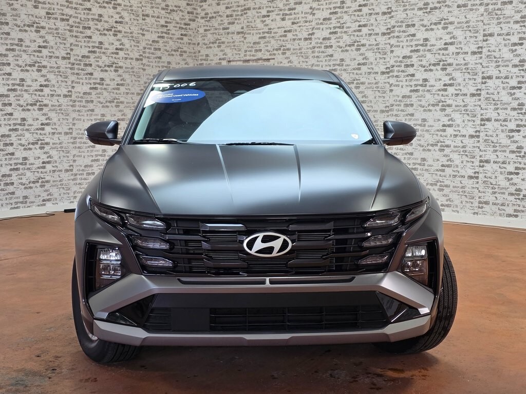 2025 Hyundai Tucson SE photo 2