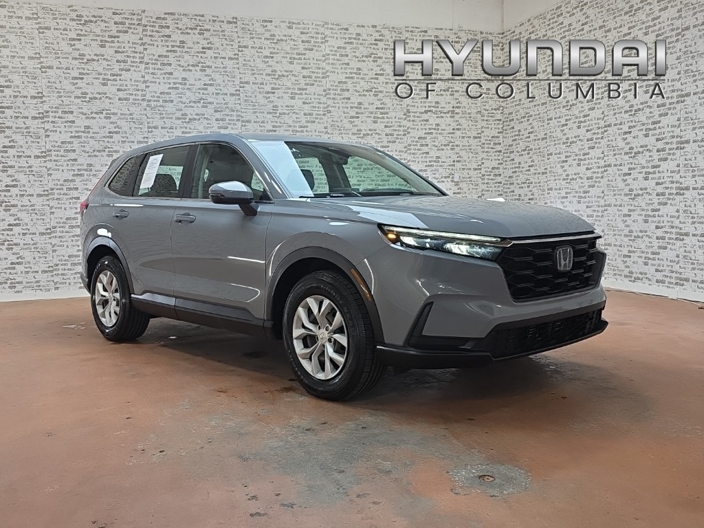 2023 Honda CR-V LX's photo