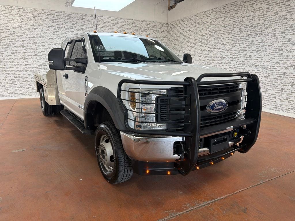 2019 Ford F-350 Super Duty Chassis Cab