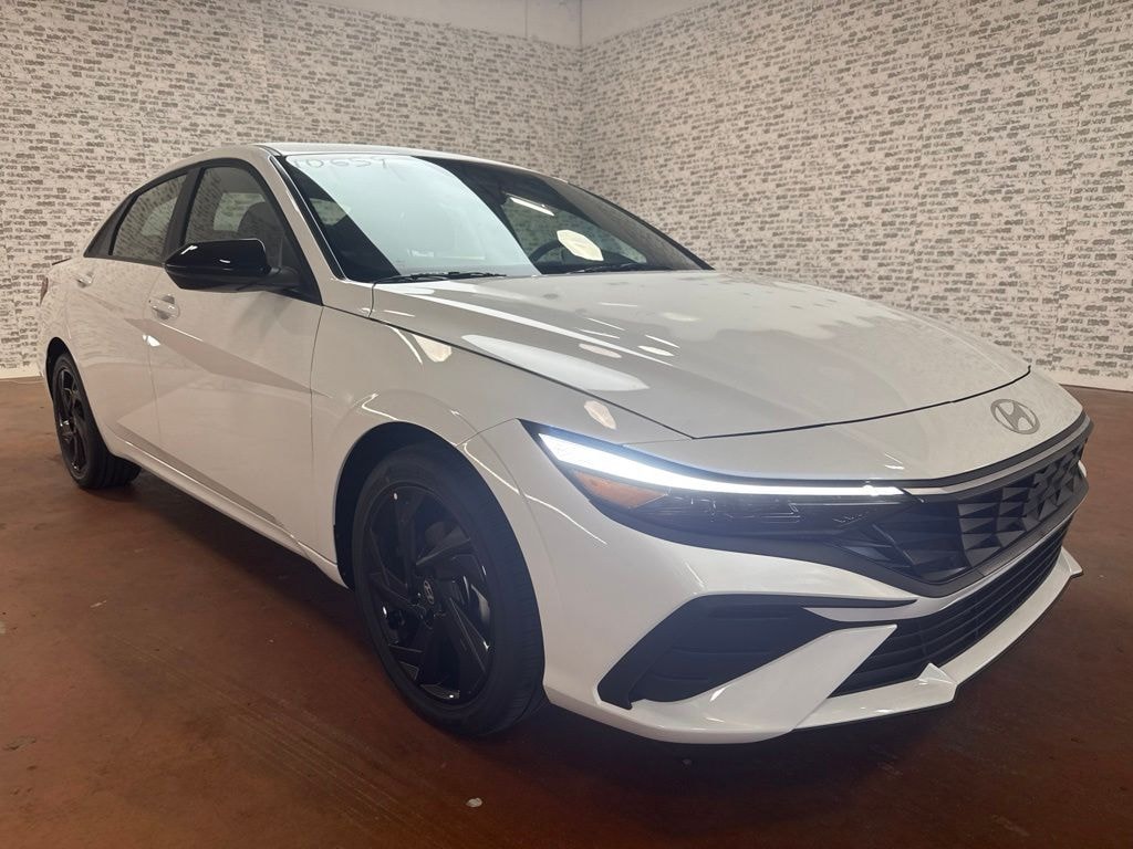New 2026 Hyundai Elantra SEL Sport Sedan