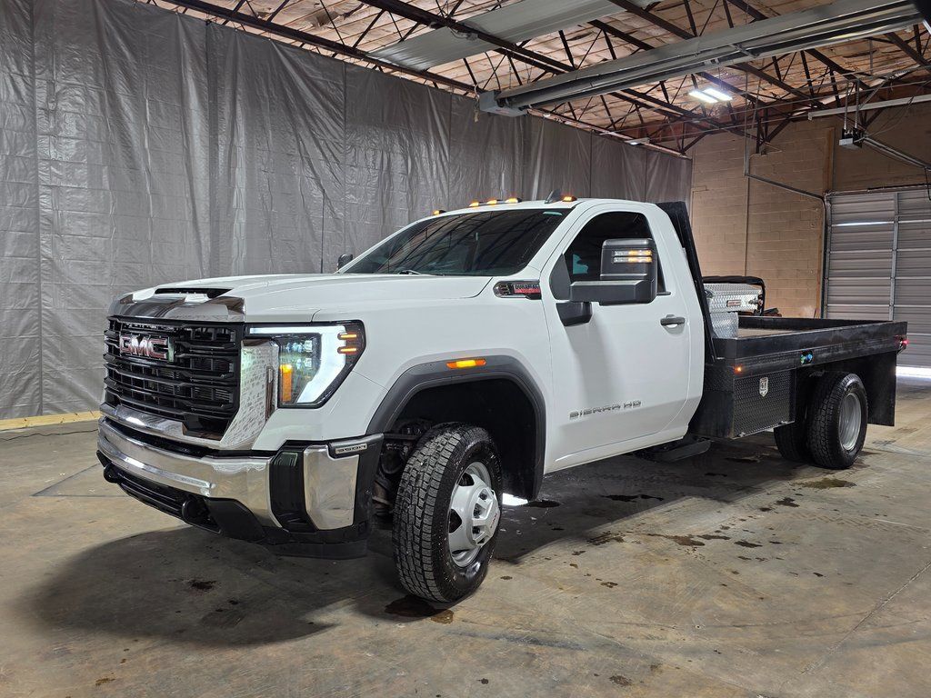 2024 GMC Sierra 3500HD Pro - Photo 8