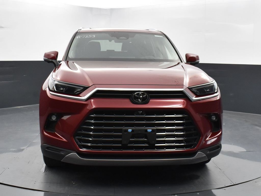 2024 Toyota Grand Highlander Platinum photo 2