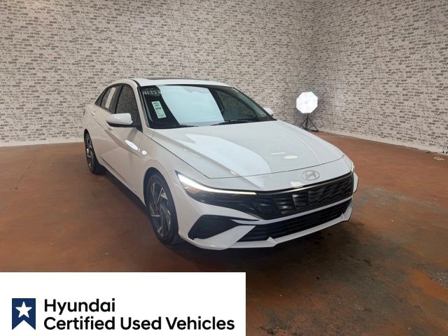 2025 Hyundai Elantra 2.0 SEL Convenience IVT's photo