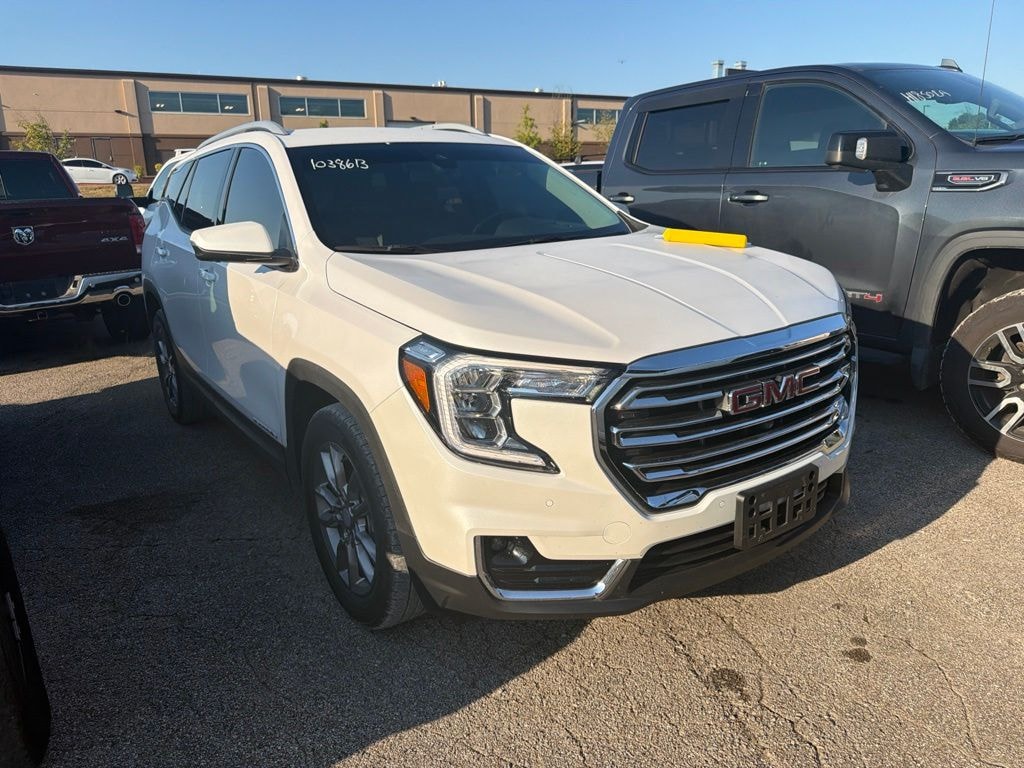 Used 2024 GMC Terrain SLT SUV