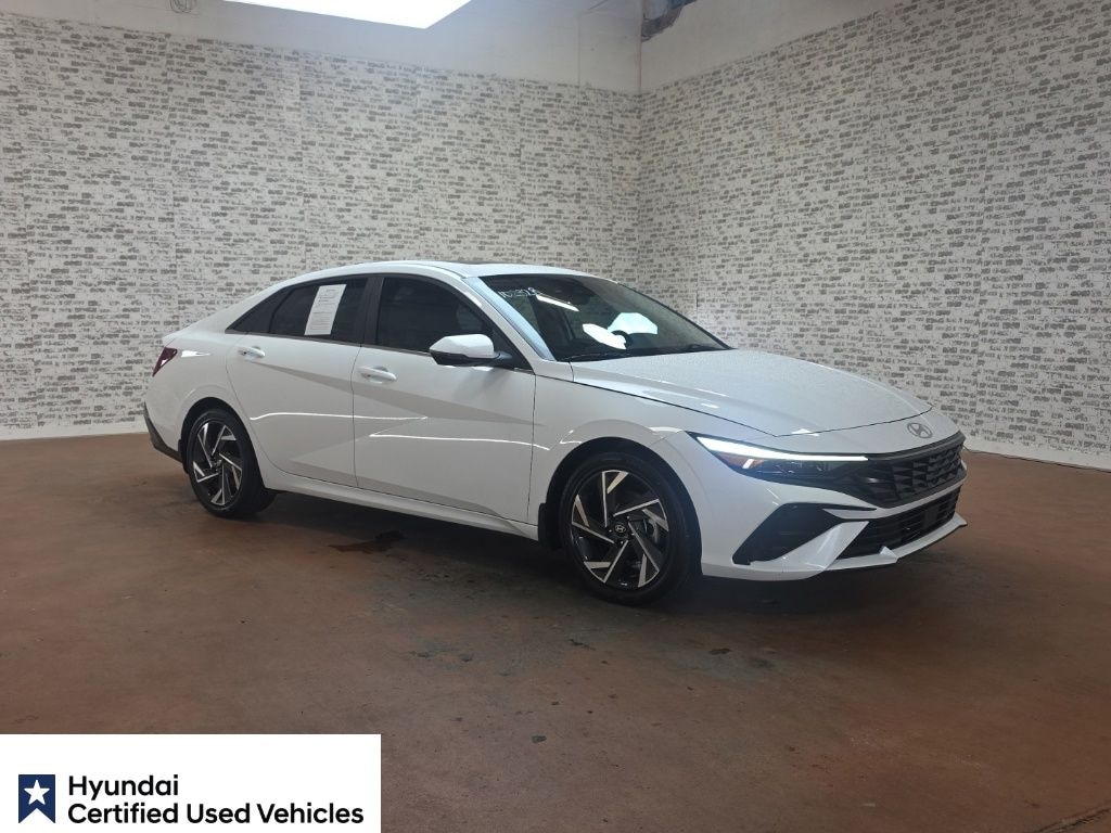 Certified 2025 Hyundai Elantra Limited Sedan
